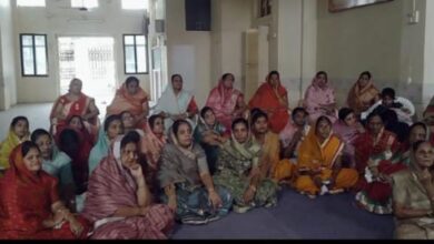 Photo of भगवान महावीर ग्रंथाच्या समाप्ती निमित्त महाविर भावनात विविध कार्यक्रमाचे आयोजन, महिलांचा उत्स्फूर्त प्रतिसाद,