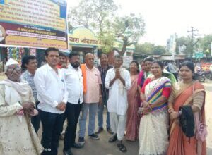 Photo of नांदगाव खंडेश्वर येथे शिवसैनिकांचा बस स्टाॅप परिसर जल्लोष