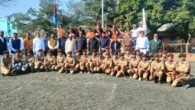 Photo of प्रजासत्ताक दिनाच्या सोहळ्यात एनसीसी छात्र सैनिकांनी केले उत्कृष्ट पथसंचलन