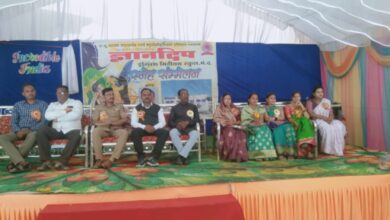 Photo of विद्यार्थ्यांच्या सर्वांगीण विकासाचे केंद्र म्हणजे ज्ञानदीप इंग्लिश मीडियम स्कूल-ठाणेदार पंकज दाभाडे यांची प्रतिपादन.