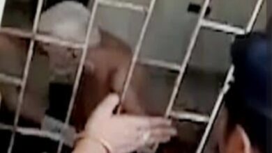 Photo of बापानेच मुलीला तळघरात डांबून ठेवत केला सतत 24 वर्ष  बलात्कार
