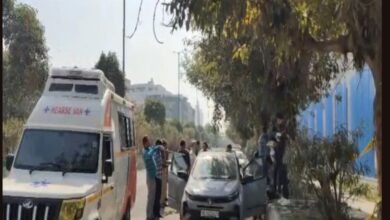 Photo of व्हॅलेंटाईन डे च्या दिवशीच प्रेमी जोडप्याचे शव आढळले कार मध्ये