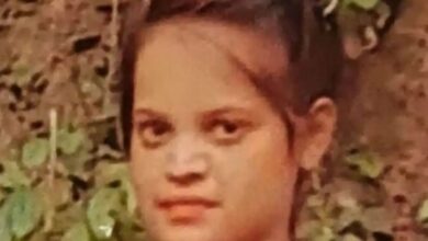 Photo of पतीला पाठवले गरम भजी आणायला आणि स्वतः झाली रफुचक्कर 