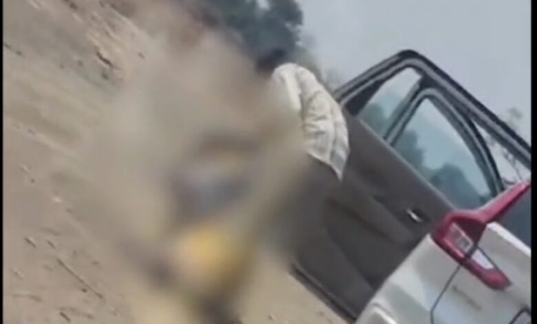 Photo of देवदर्शनाला गेलेल्या पती पत्नी मध्ये झाला वाद ; पतीने केले पत्नीला जीवनातून बाद