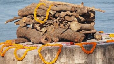 Photo of असे काय घडले की स्मशानभूमीतून घरी आणावा लागला मृतदेह 